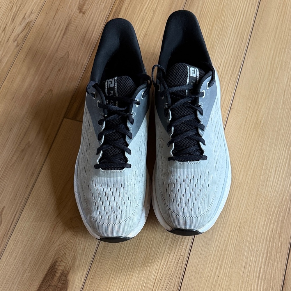 FootJoy Stratolite Men's White and Black Athletic Shoes